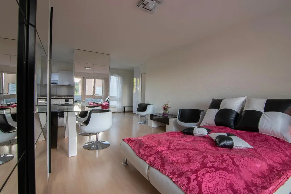 1.5 Zimmer möbl. Wohnobjekt, 8108 Dällikon