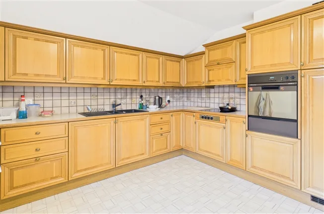 1 Zimmer Wohnung in Oberweningen – Foto 6 von 10