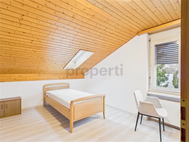 1 Zimmer Wohnung, 8165 Oberweningen