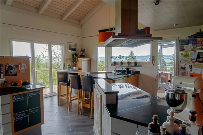 6½ ZIMMER-HAUS IN OBERWIL-LIELI (AG), MÖBLIERT, TEMPORÄR – foto 2 di 9