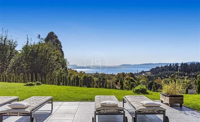 Elegante proprietà familiare, senza fastidi e con vista sul lago. – foto 14 di 20