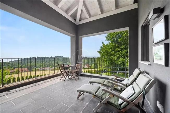 Elegante proprietà familiare, senza fastidi e con vista sul lago. – foto 20 di 20