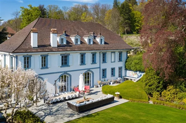 20 Zimmer Einfamilienhaus in Jouxtens-Mézery – Foto 2 von 17