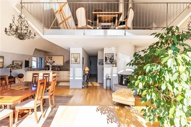 7 Zimmer Attikawohnung in Pully – Foto 11 von 13