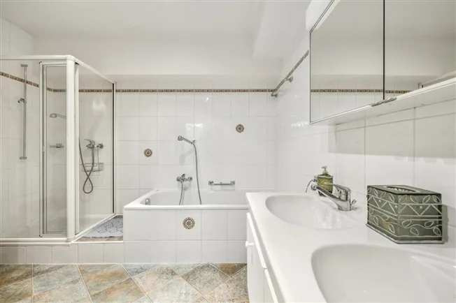 5 Zimmer Wohnung in Pully – Foto 9 von 12