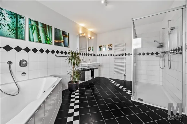 7.5 Zimmer Wohnung, 1009 Pully