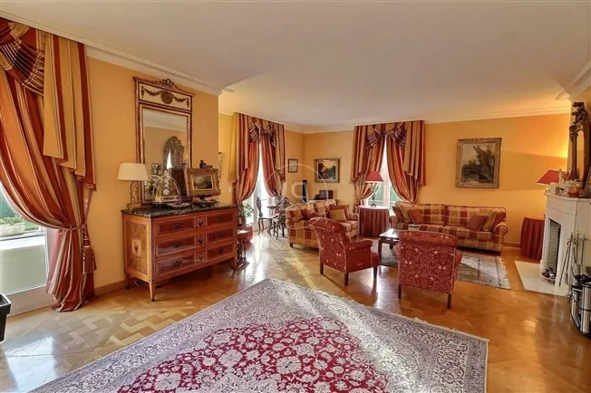 8.5 Zimmer Einfamilienhaus in Lausanne – Foto 4 von 14