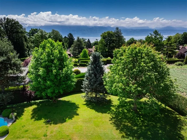 9.5 Zimmer Einfamilienhaus in Lausanne – Foto 10 von 13