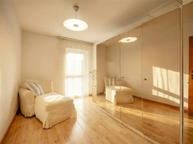 6.5 Zimmer Reihenfamilienhaus, 1020 Renens VD