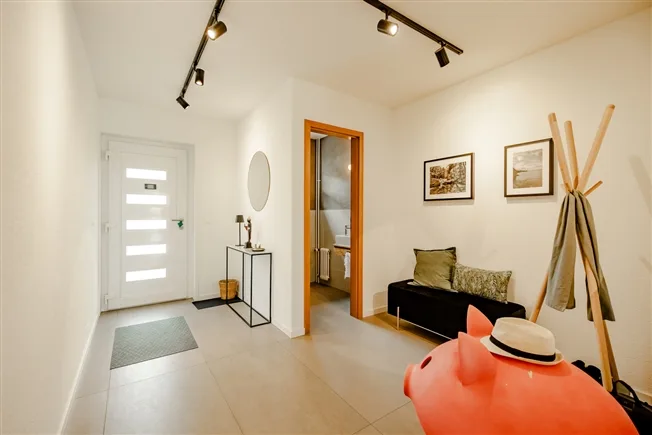 6.5 Zimmer Reihenfamilienhaus, 1020 Renens VD