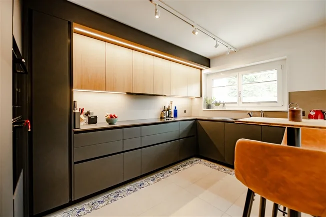 6.5 Zimmer Reihenfamilienhaus, 1020 Renens VD