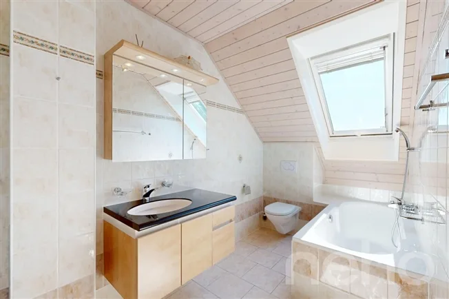 5 Zimmer Attikawohnung, 1020 Renens VD