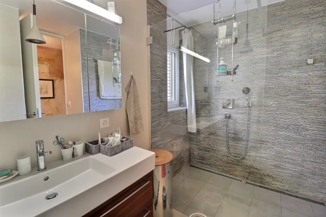 Bellissimo appartamento in viager occupato senza affitto con piscina e vista lago – foto 10 di 18