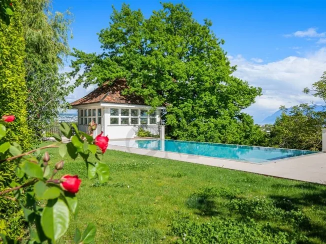 10 Zimmer Einfamilienhaus in Lonay – Foto 9 von 11