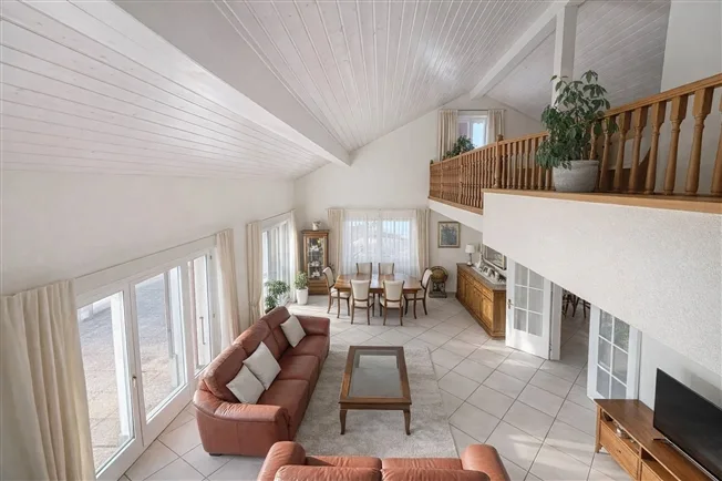 Villa mit beheiztem Pool und freier Sicht in Villars-Sainte-Croix – Foto 19 von 25