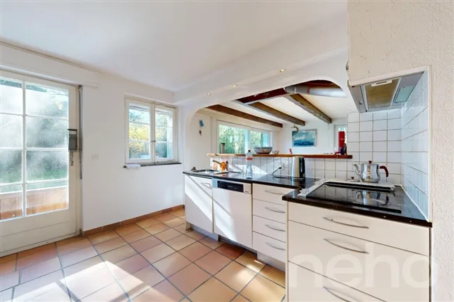 8.5 Zimmer Einfamilienhaus, 1041 Bottens