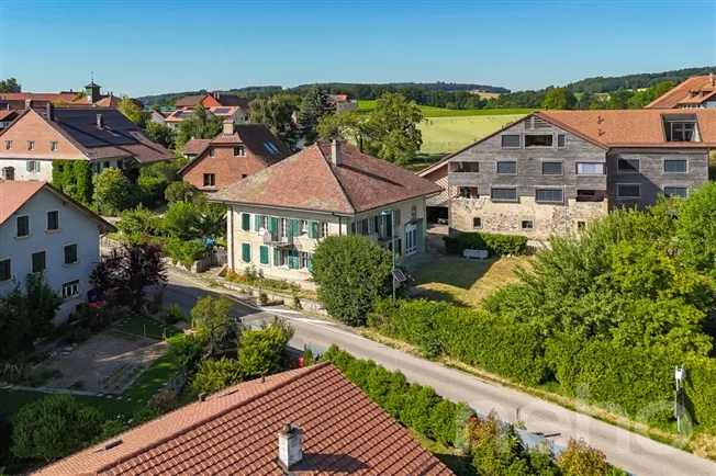 11 Zimmer Einfamilienhaus in Sottens – photo 3 sur 13