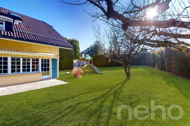 5.5 Zimmer Einfamilienhaus in Epalinges – Foto 2 von 12