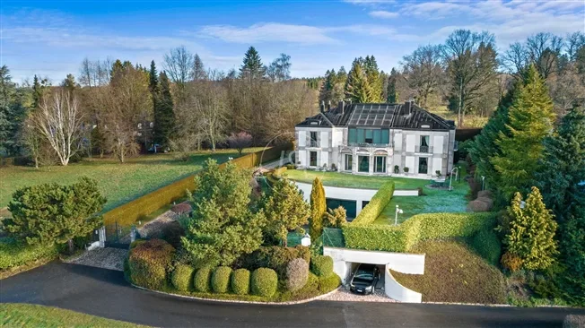 12 Zimmer Einfamilienhaus in Epalinges – Foto 3 von 20