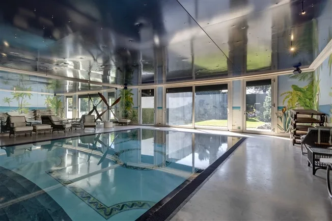 12 Zimmer Villa in Epalinges – photo 10 of 13