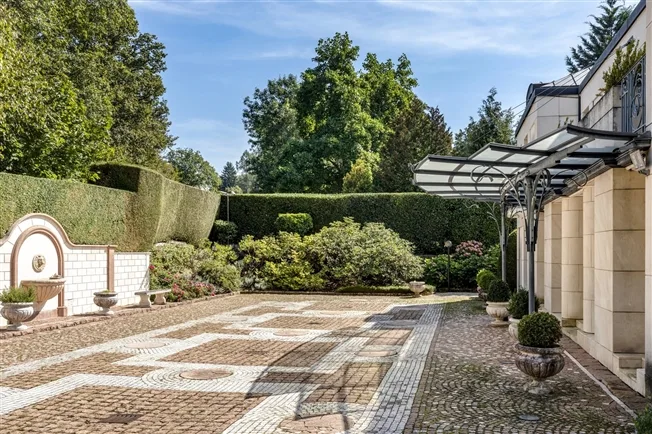 12 Zimmer Villa in Epalinges – photo 12 of 13