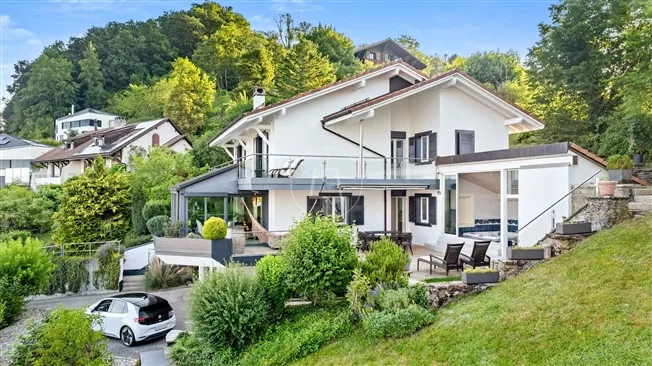6.5 Zimmer Einfamilienhaus in Bourg-en-Lavaux – Foto 2 von 20