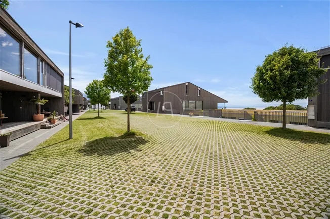 Tra architettura contemporanea, patio privato e panorama sul Lago di Ginevra – foto 16 di 20