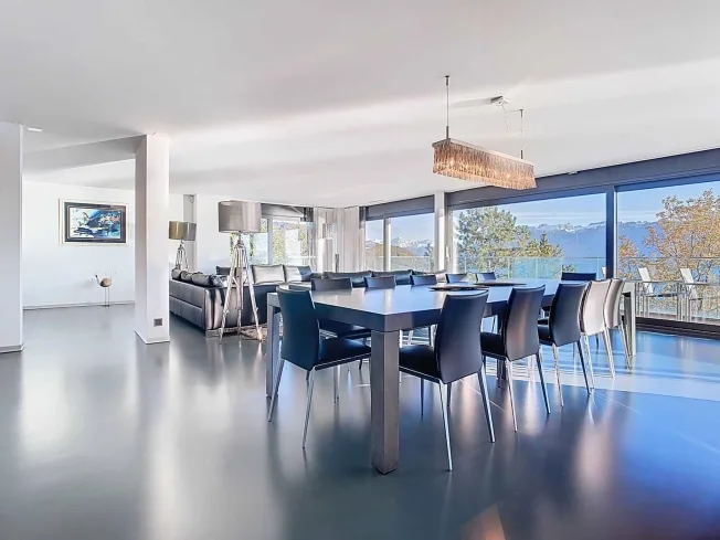 9.5 Zimmer Attikawohnung, 1095 Lutry