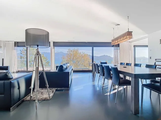 9.5 Zimmer Attikawohnung, 1095 Lutry
