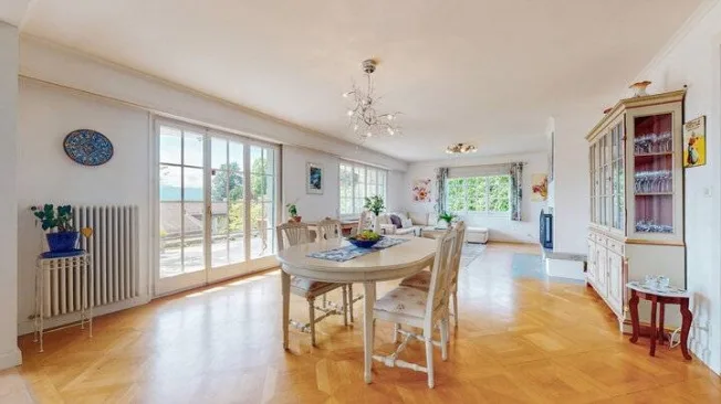 9.5 Zimmer Villa in Lutry – Foto 3 von 9