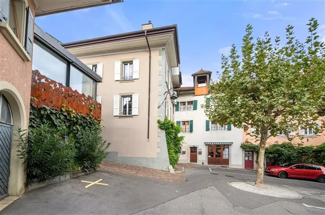 11 Zimmer Einfamilienhaus, 1096 Cully