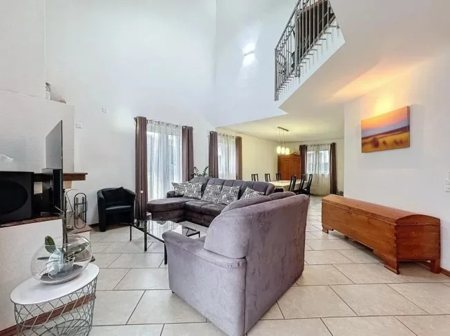 7.5 Zimmer Villa in Aclens – photo 5 sur 20