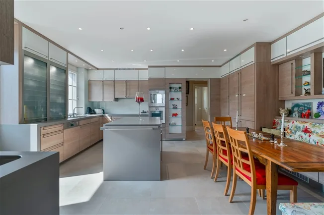 10 Zimmer Einfamilienhaus in St-Prex – Foto 10 von 20