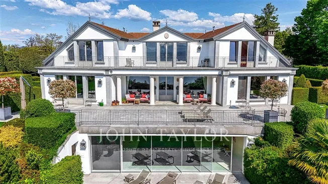 10 Zimmer Villa, 1162 St-Prex
