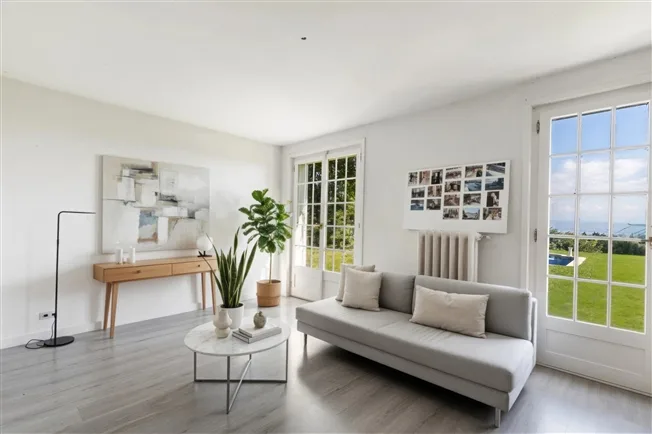 9 Zimmer Einfamilienhaus in Etoy – Foto 8 von 11