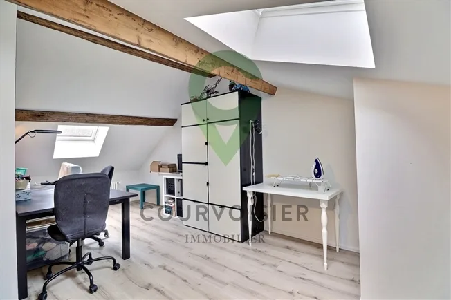 7.5 Zimmer Einfamilienhaus in Bougy-Villars – foto 11 di 13