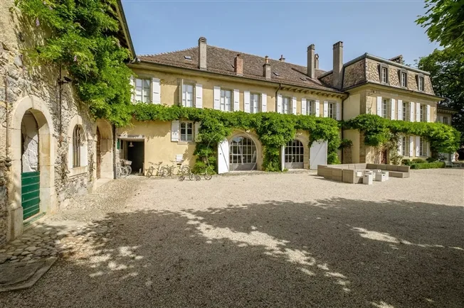 15 Zimmer Schloss in Féchy – Foto 9 von 20