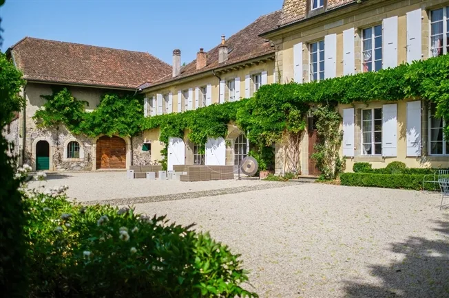 15 Zimmer Schloss in Féchy – Foto 4 von 20