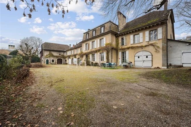 15 Zimmer Einfamilienhaus in Féchy – Foto 12 von 16