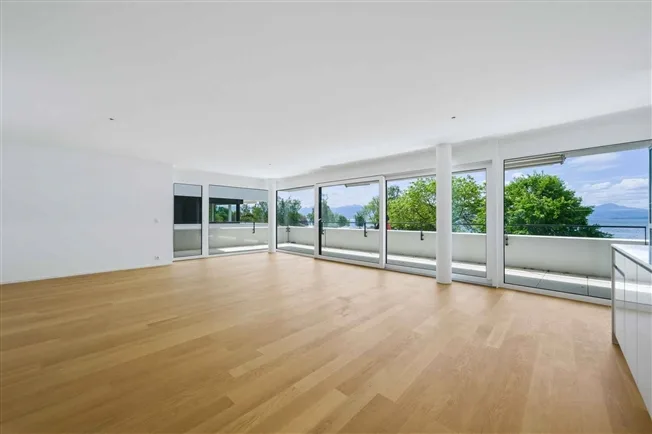 4.5 Zimmer Wohnung in Rolle – Foto 2 von 6