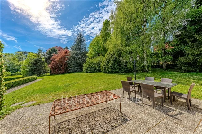 Proprietà di Eccezione - Appartamento di Lusso con Vista Impareggiabile – foto 13 di 15