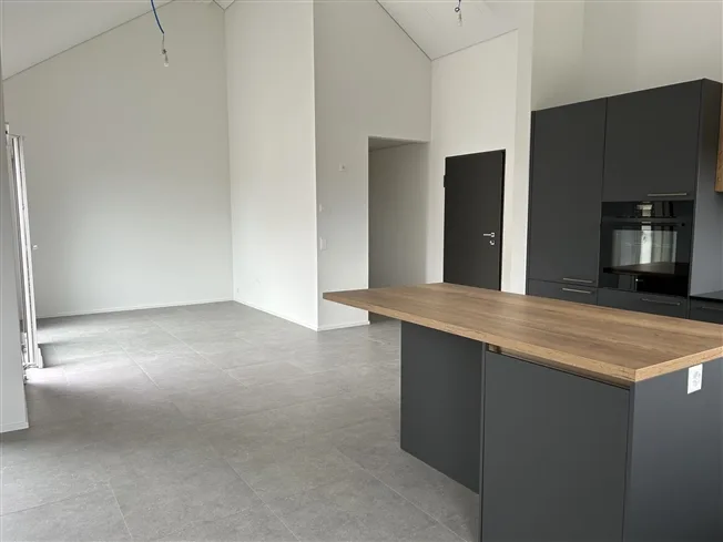 4.5 Zimmer Attikawohnung in Bursins – Foto 3 von 13