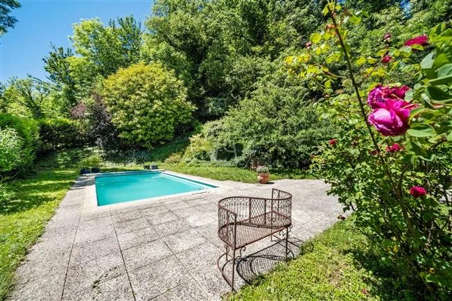 8.5 Zimmer Einfamilienhaus in Essertines-sur-Rolle – photo 7 sur 20