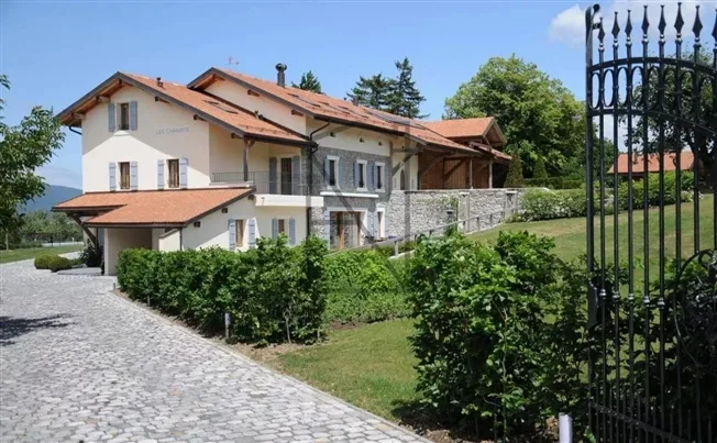 11 Zimmer Villa in Essertines-sur-Rolle – Foto 2 von 20