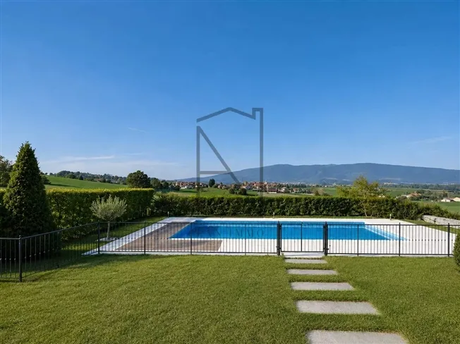 11 Zimmer Villa in Essertines-sur-Rolle – Foto 4 von 20