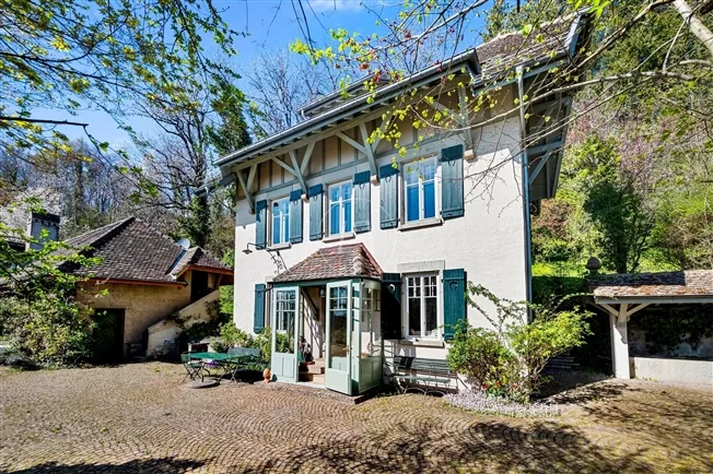 8 Zimmer Einfamilienhaus in Essertines-sur-Rolle – Foto 18 von 20