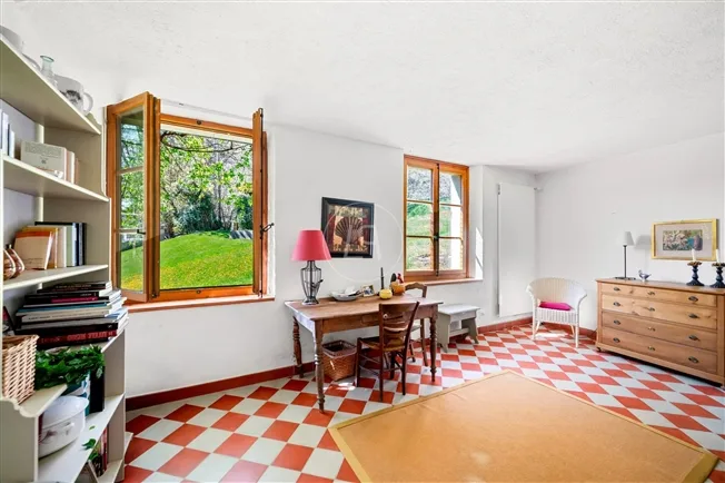 14 Zimmer Einfamilienhaus in Essertines-sur-Rolle – Foto 7 von 20