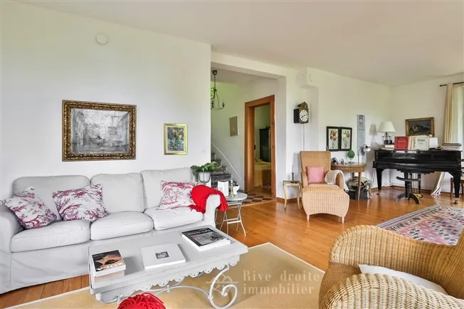 6 Zimmer Einfamilienhaus in Essertines-sur-Rolle – Foto 9 von 19