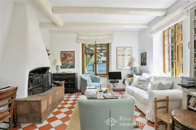 6 Zimmer Einfamilienhaus in Essertines-sur-Rolle – Foto 3 von 19