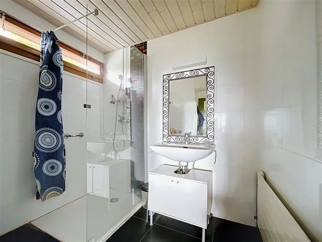 4.5 Zimmer Chalet in Gimel – Foto 9 von 16